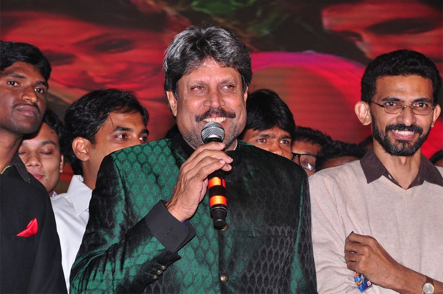 Dil-Deewana-Audio-Launch-by-Kapil-Dev